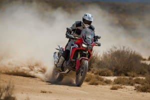 Honda_CRF1000L_AfricaTwin_YM16_0842B