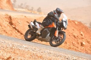 MotoPlus Eerste test KTM790Adventure 2019 11
