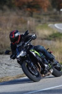 MotoPlus Kawasaki Z900 eerste test 07