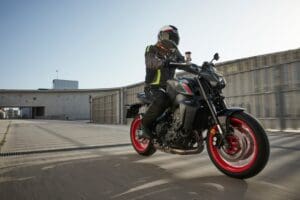 ET Yamaha MT 09 014